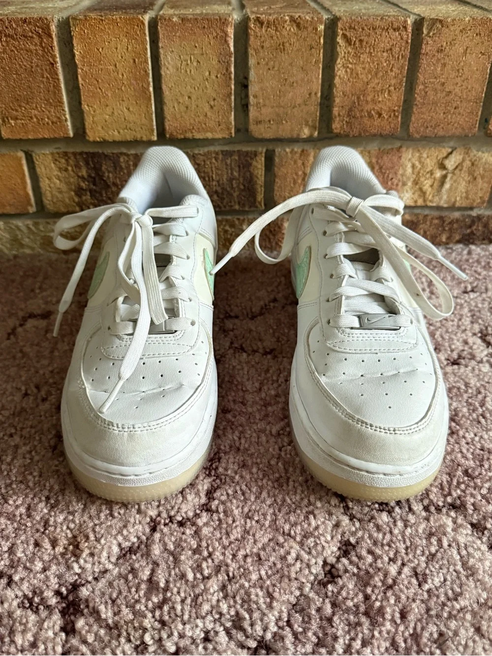 {Nike}-Size: 7Y-Air Force 1 with Mint Green Swoosh
